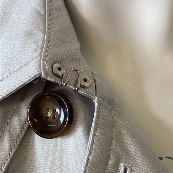 Gorgeous Banana Republic trench coat-small - Picture 4 of 16
